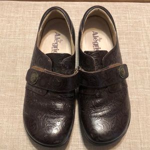 Algeria Jolene Brandy professional shoe